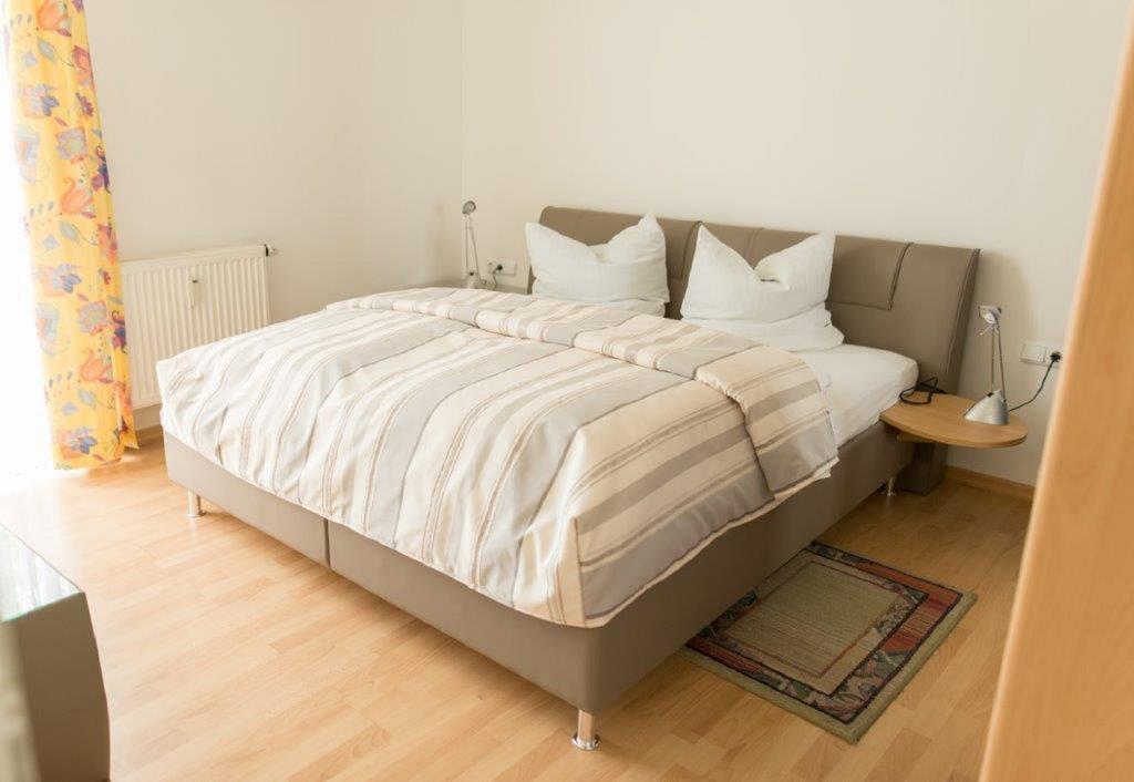 Auszeit - Ihr Sibyllenbad Gaestehaus Neualbenreuth Extérieur photo